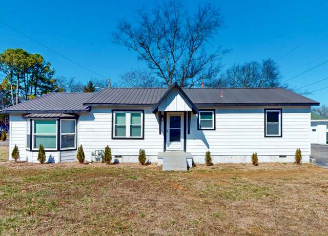 Property at 121 Highland St, La Vergne, TN 37086, 3 beds, 2 baths