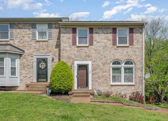 Property at 915 Hammack Dr, Nashville, TN 37214, 3 beds, 2.5 baths