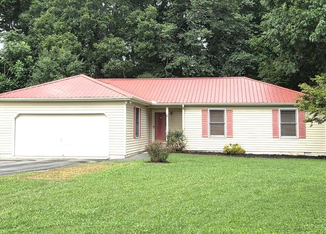 Property at 254 Greenfield Ln, Estill Springs, TN 37330, 3 beds, 2 baths