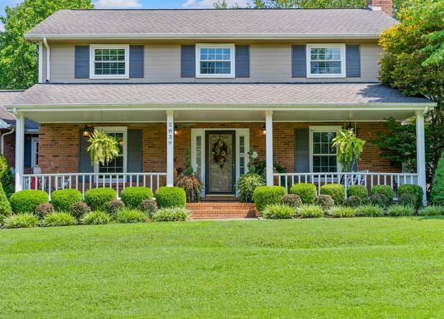 Property at 2839 Scenic Dr, Clarksville, TN 37043, 3 beds, 2.5 baths