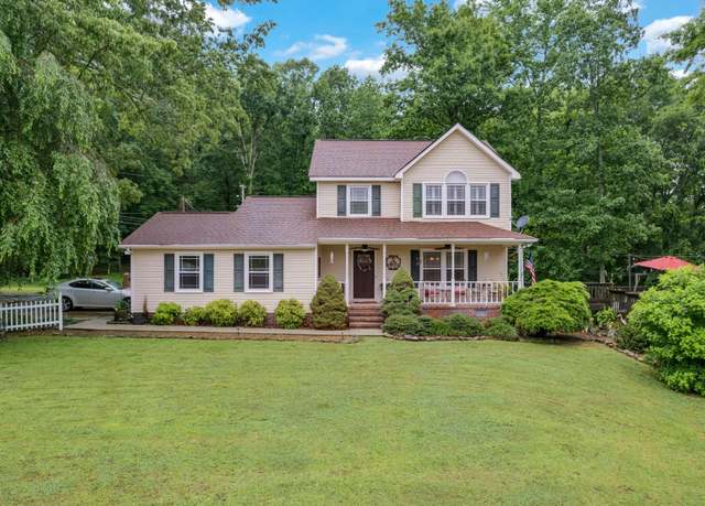 Property at 170 Hillwood Dr, Estill Springs, TN 37330, 4 beds, 2.5 baths