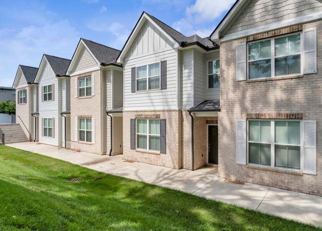Property at 923 SE Broad St Unit A4, Murfreesboro, TN 37130, 3 beds, 2.5 baths