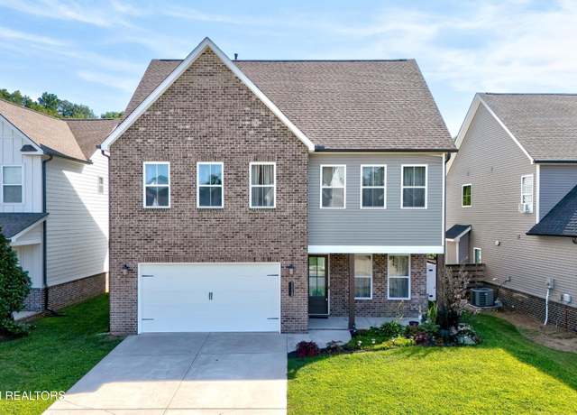 Property at 1112 Belle Pond Ave, Knoxville, TN 37932, 3 beds, 2.5 baths