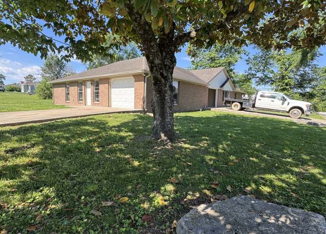 Property at 210 Curtis Ave, Alexandria, TN 37012, 4 beds, 2 baths