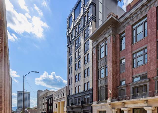 Property at 117 E 7th St #203, Chattanooga, TN 37402, 1 bed, 1 bath