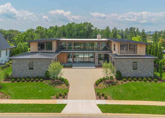 Property at 8005 Backwoods Dr, College Grove, TN 37046, 6 beds, 7 baths