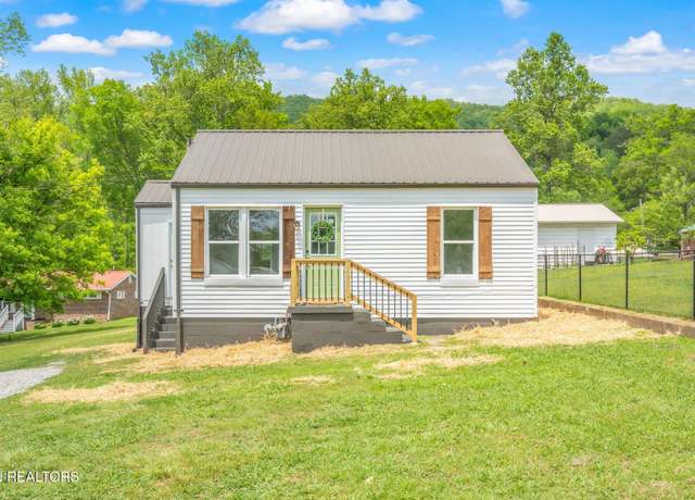 Property at 309 Evergreen St, Harriman, TN 37748, 2 beds, 1 bath