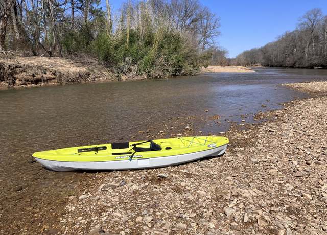 Property at 6421 Pinewood Rd, Nunnelly, TN 37137