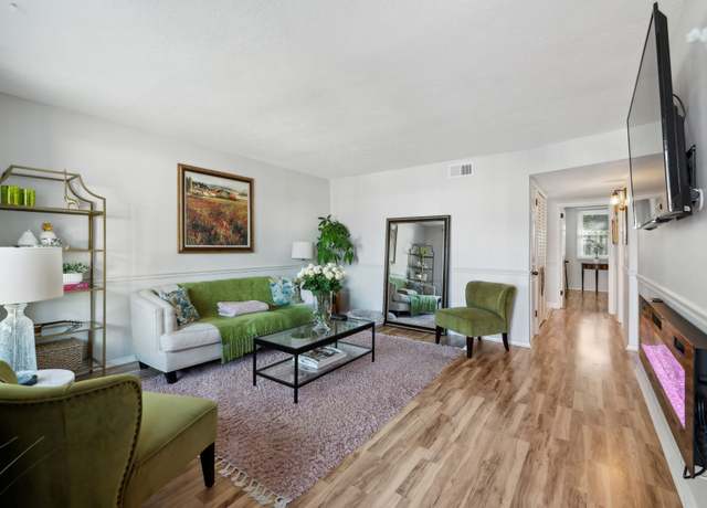 Property at 149 Five Oaks Dr, Nashville, TN 37217, 2 beds, 1 bath