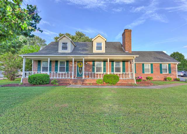 Property at 2146 Berkshire Ln, Murfreesboro, TN 37129, 4 beds, 3 baths