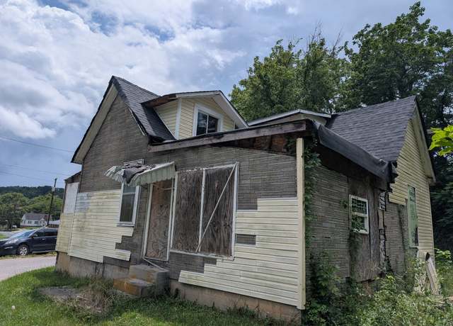 Property at 305 N 5th St, La Follette, TN 37766, 2 beds, 1 bath