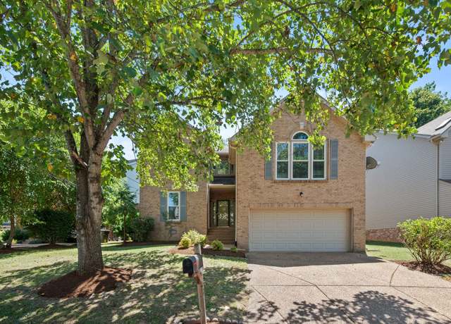 Property at 812 Magnolia Ct E, Nashville, TN 37221, 4 beds, 2.5 baths