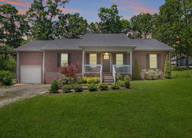 Property at 146 Sherron Dr, Dickson, TN 37055, 2 beds, 2 baths