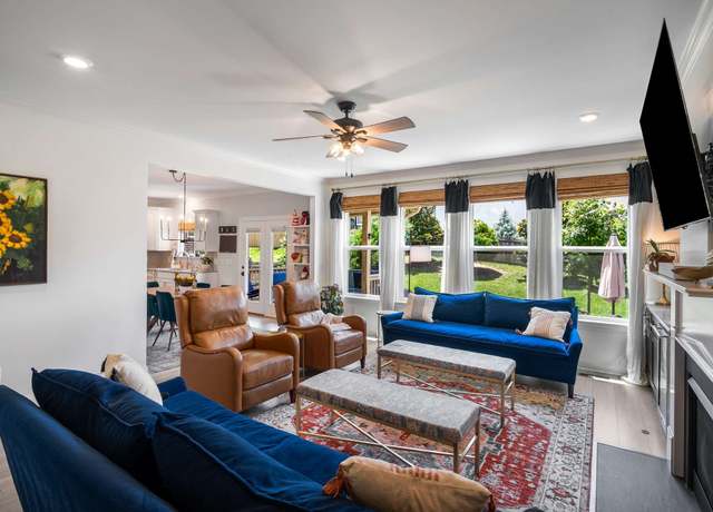 Property at 1324 Greenstone Ln, Nashville, TN 37221, 4 beds, 2.5 baths