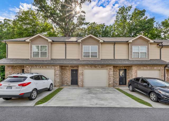 Property at 135 Country Ln #203, Clarksville, TN 37043, 2 beds, 2.5 baths