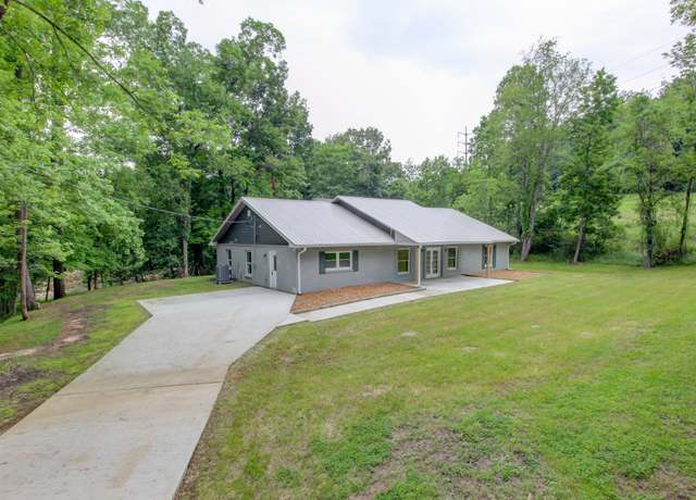 Property at 510 Peachers Mill Rd, Clarksville, TN 37042, 4 beds, 3 baths