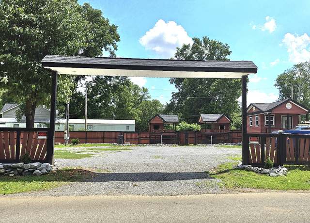 Property at 916 Britton Springs Rd, Clarksville, TN 37042