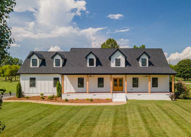 Property at 2000 Young Ln, Chapel Hill, TN 37034, 3 beds, 3.5 baths