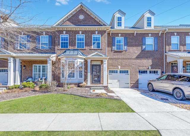 Property at 2347 Traemoor Village Pl, Nashville, TN 37209, 3 beds, 2.5 baths