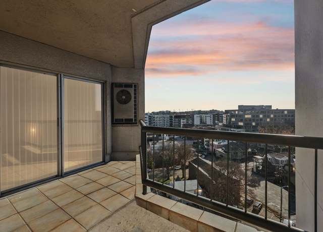 Property at 900 19th Ave S #1105, Nashville, TN 37212, 1 bed, 1 bath