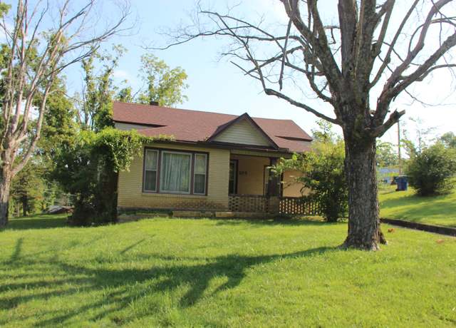 Property at 105 General Rice St, Dover, TN 37058, 4 beds, 1 bath