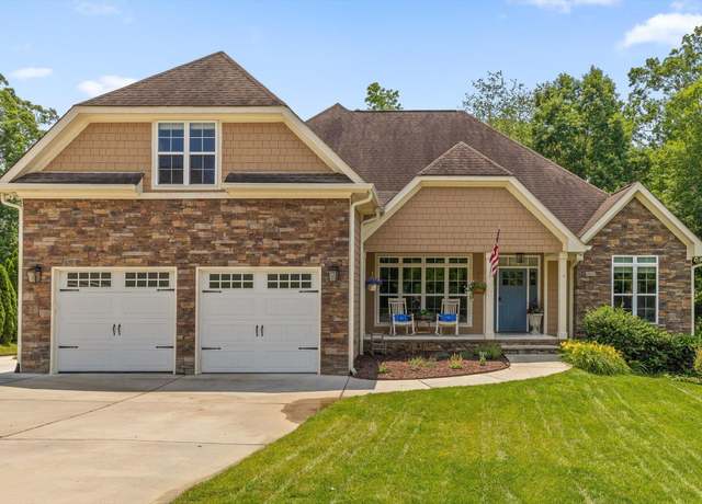 Property at 2904 Reflection Ln, Ooltewah, TN 37363, 4 beds, 4.5 baths
