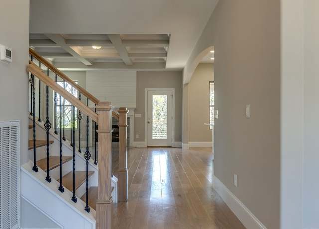 Property at 205 Sydney Dr, Goodlettsville, TN 37072, 4 beds, 3.5 baths