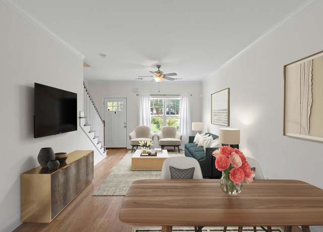 Property at 4325 Ashland City Hwy #8, Nashville, TN 37218, 2 beds, 1.5 baths