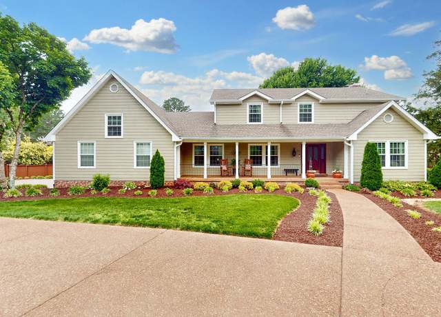 Property at 152 Bluegrass Dr, Hendersonville, TN 37075, 4 beds, 3 baths