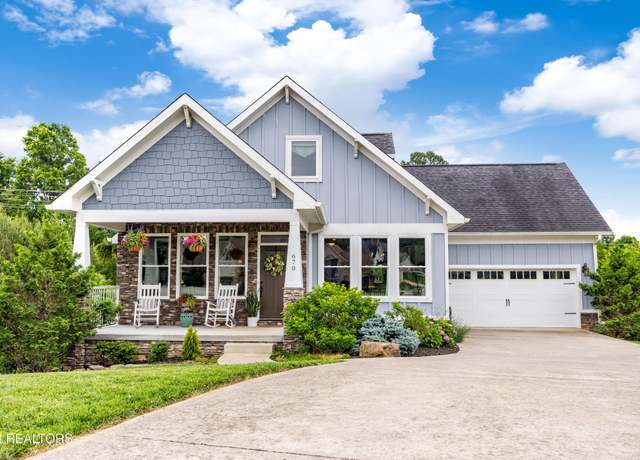 Property at 670 Karch Dr, Maryville, TN 37803, 4 beds, 3.5 baths