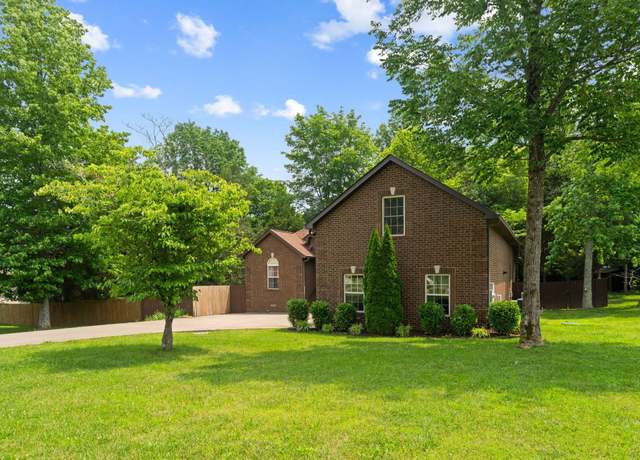 Property at 3006 Gracie Ann Dr, Greenbrier, TN 37073, 3 beds, 2 baths