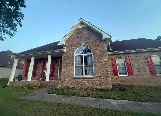Property at 938 Glenraven Dr, Clarksville, TN 37043, 3 beds, 2 baths