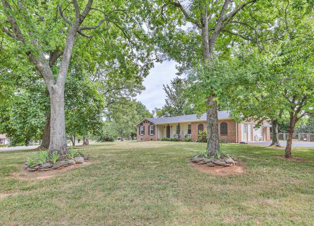 Property at 106 Walton Ave, Smyrna, TN 37167, 3 beds, 2 baths