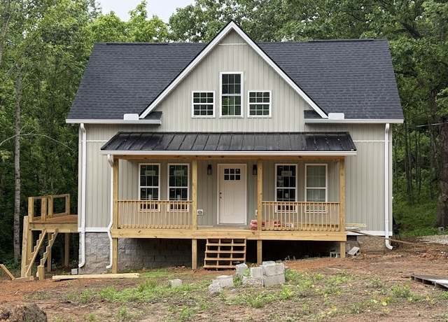 Property at 1014 Promise Land Rd, Charlotte, TN 37036, 3 beds, 2 baths