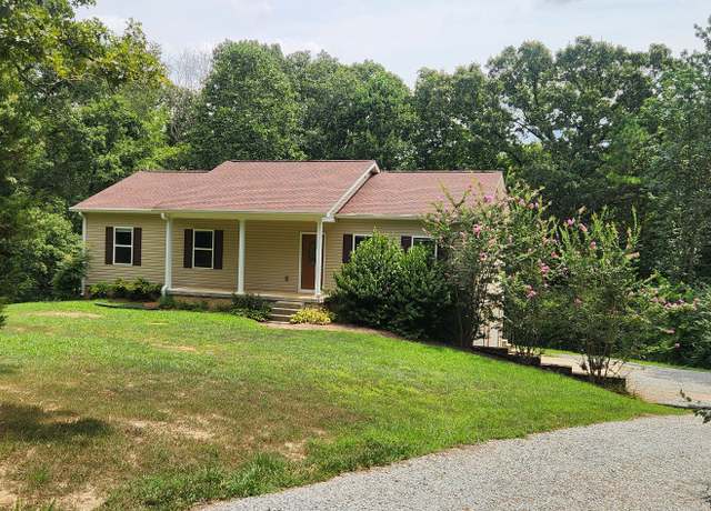 Property at 6336 Hickory Dr, Centerville, TN 37033, 3 beds, 2 baths
