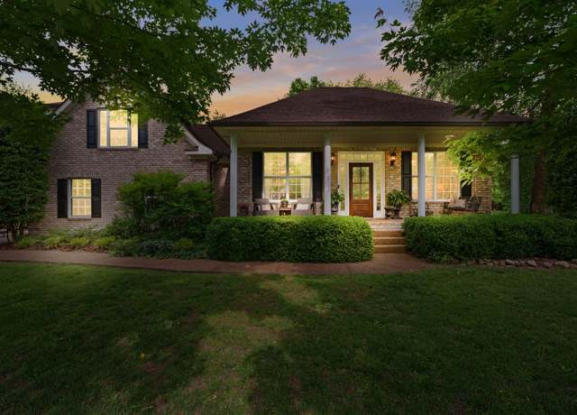 Property at 102 Lorelle Cir, Portland, TN 37148, 3 beds, 2 baths