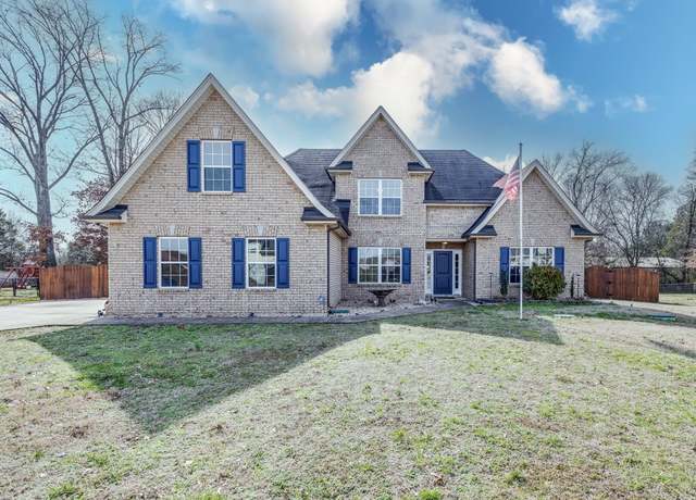 Property at 1409 Round Rock Dr, Murfreesboro, TN 37128, 3 beds, 3 baths