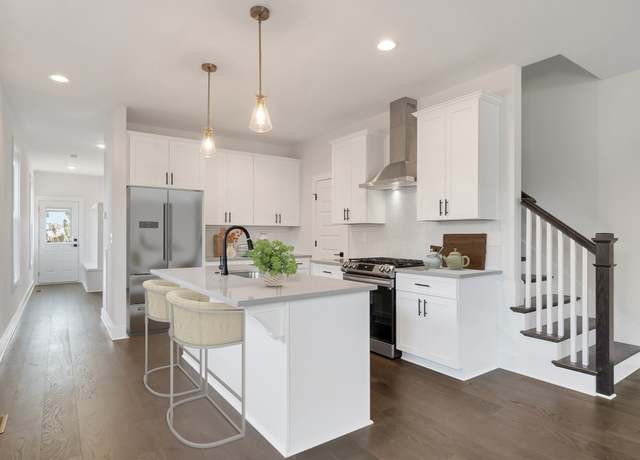 Property at 1712A Simpkins St, Nashville, TN 37208, 4 beds, 3 baths