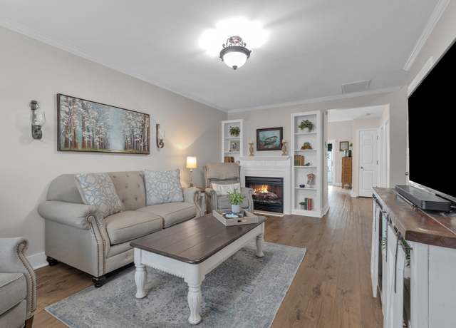 Property at 2120 Lebanon Pike #74, Nashville, TN 37210, 2 beds, 2 baths