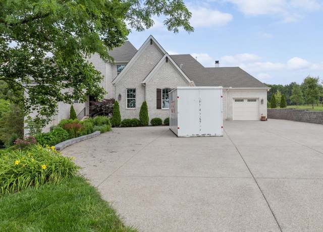 Property at 6013 Blackwell Ln, Franklin, TN 37064, 3 beds, 4 baths