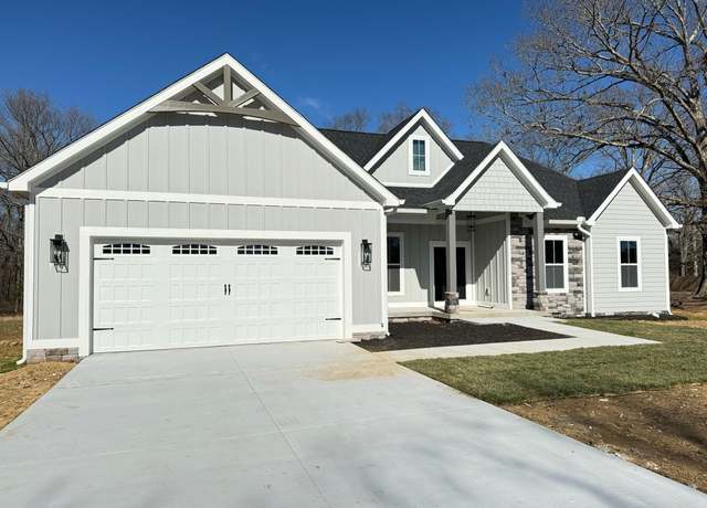 Property at 157 Old Eastbrook Rd, Estill Springs, TN 37330, 3 beds, 2 baths