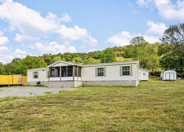 Property at 112 Dillard Creek Rd, Chestnut Mound, TN 38552, 4 beds, 2 baths