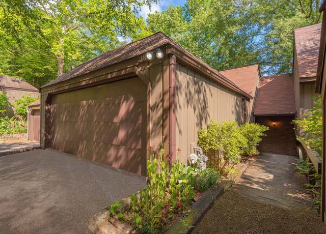 Property at 109 Bear Trak, Nashville, TN 37221, 3 beds, 2 baths
