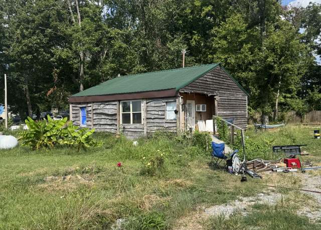 Property at 4180 Pembroke Fairview Rd, Pembroke, KY 42266, 2 beds, 1 bath