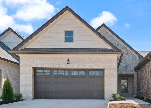 Property at 452 W Foxrun, Springfield, TN 37172, 2 beds, 2 baths
