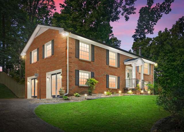 Property at 236 Slayden Cir, Clarksville, TN 37040, 4 beds, 3 baths