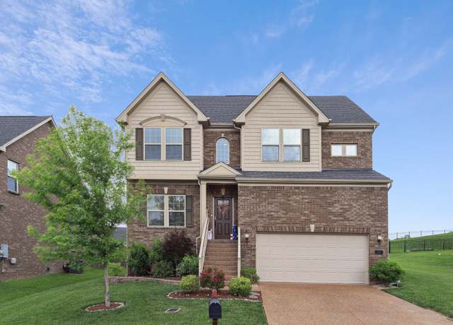 Property at 13 Settlers Ct, Mount Juliet, TN 37122, 4 beds, 2.5 baths