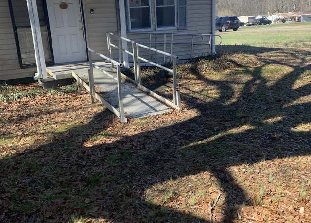 Property at 123 Airport Rd, Trion, GA 30753, 3 beds, 1 bath
