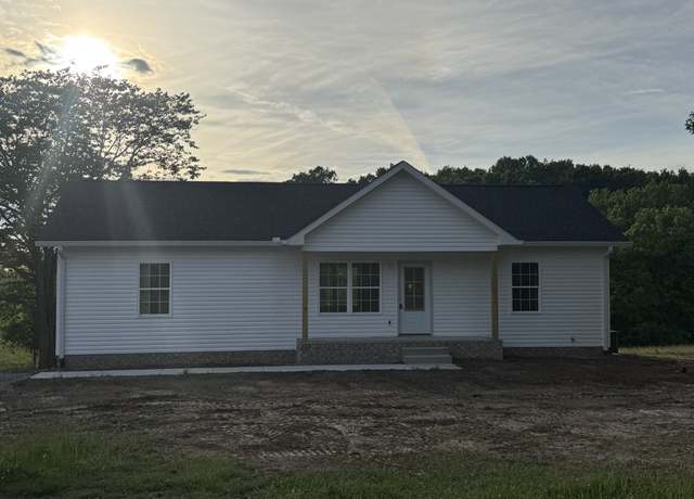 Property at 2703 Pleasant Grove Rd, Westmoreland, TN 37186, 3 beds, 2 baths