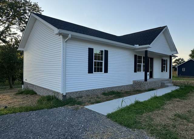 Property at 2703 Pleasant Grove Rd, Westmoreland, TN 37186, 3 beds, 2 baths